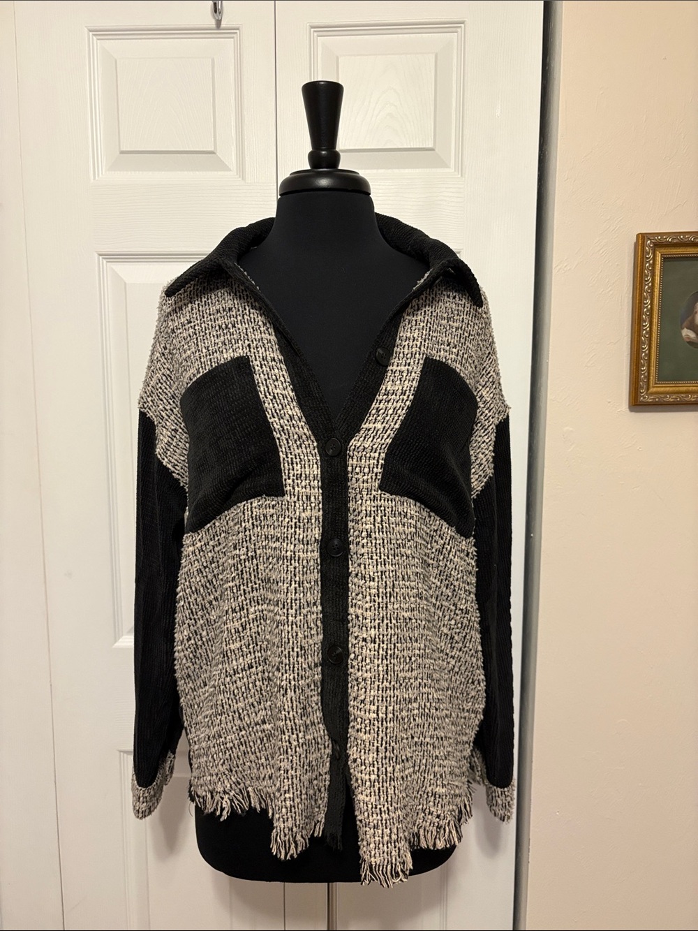 NWT Chunky Black & Cream Button-Up Raw Hem Cardigan. Size Small.